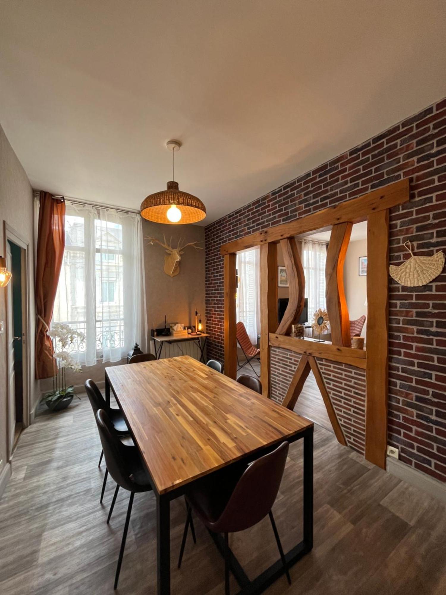 Cote Chateau - Grand Appartement Au Coeur De Блуа Экстерьер фото